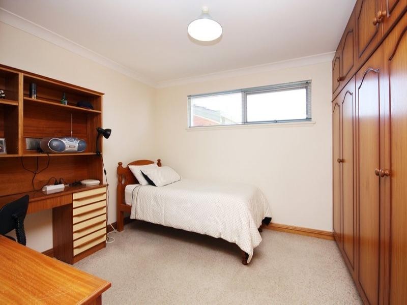 48 Newcombe Avenue, West Lakes Shore SA 5020