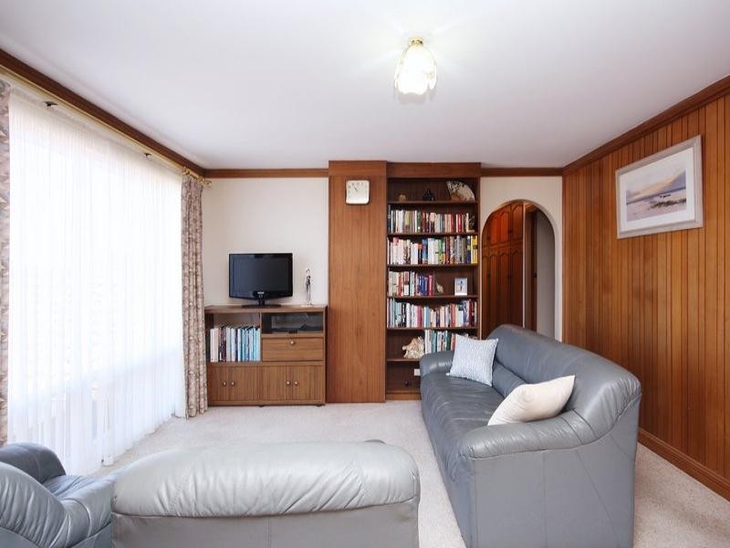 48 Newcombe Avenue, West Lakes Shore SA 5020