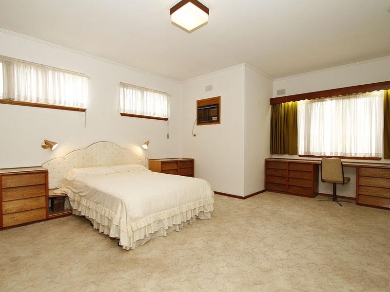 21 Hobart Road, Henley Beach South SA 5022