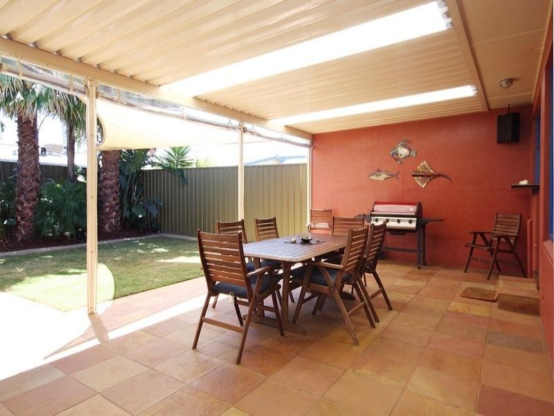 1/12 Winston Crescent, West Beach SA 5024