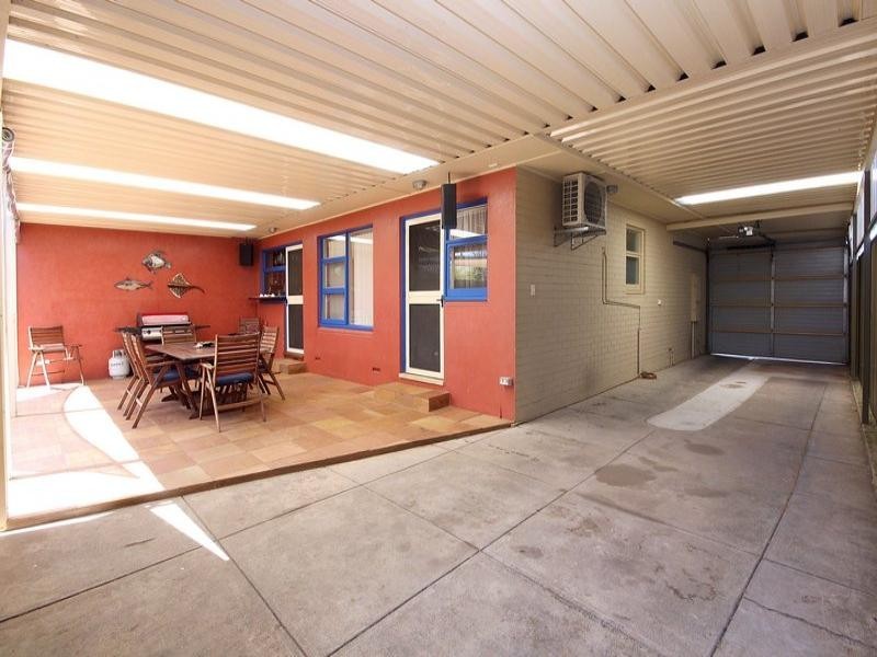 1/12 Winston Crescent, West Beach SA 5024