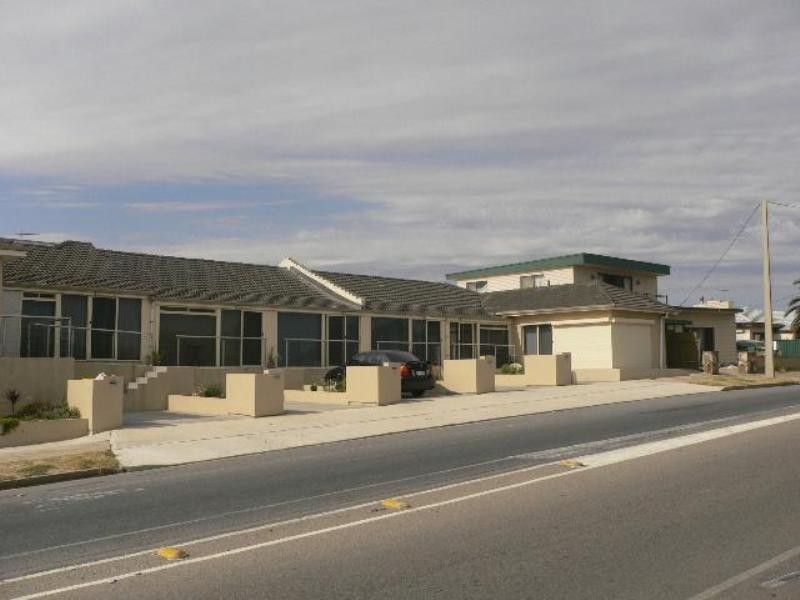 3/1 Esplanade, Semaphore South SA 5019