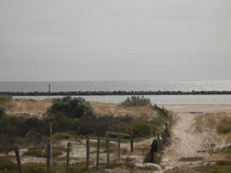 3/1 Esplanade, Semaphore South SA 5019