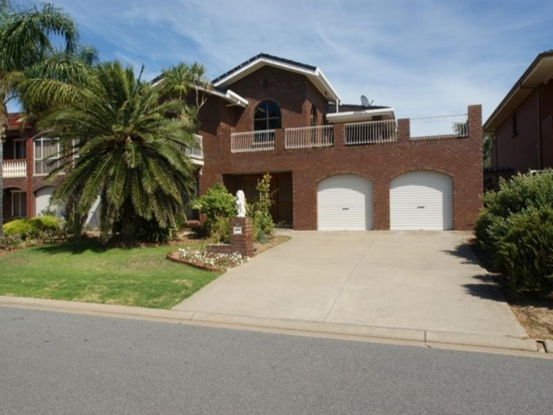 21 Birkdale Grove, West Lakes SA 5021