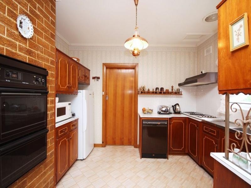 13 Cambridge Avenue, West Beach SA 5024