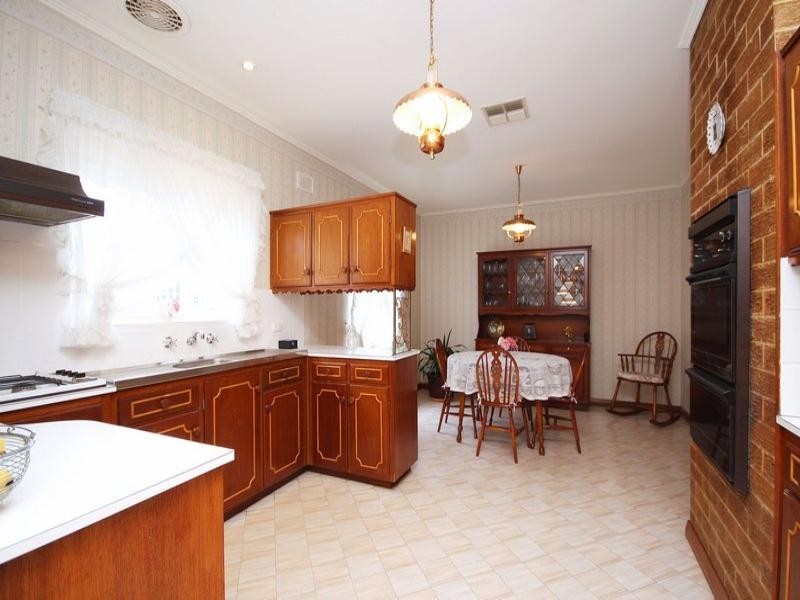 13 Cambridge Avenue, West Beach SA 5024