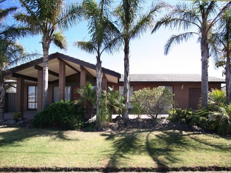 2 Dennis Drive, West Beach SA 5024