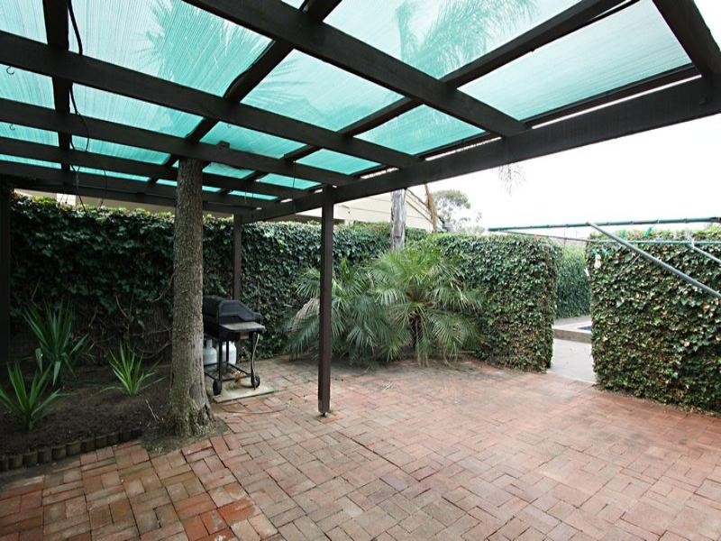 2 Dennis Drive, West Beach SA 5024