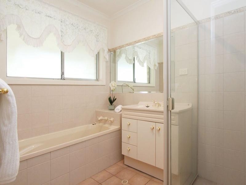 20 Black Road, Flagstaff Hill SA 5159