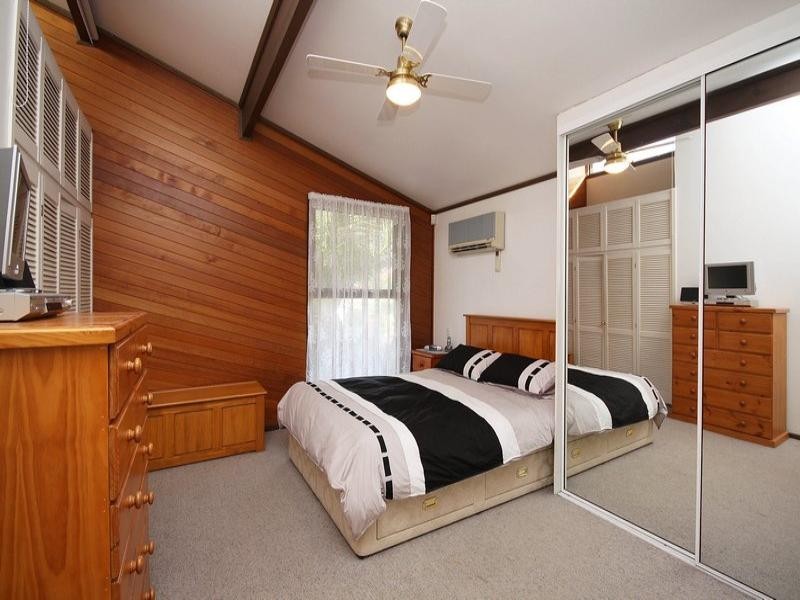 21 Thiele Crescent, West Lakes Shore SA 5020