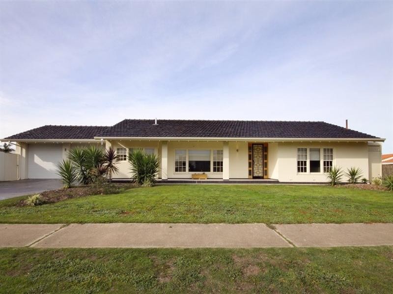 2 Huntingdale Avenue, West Lakes SA 5021