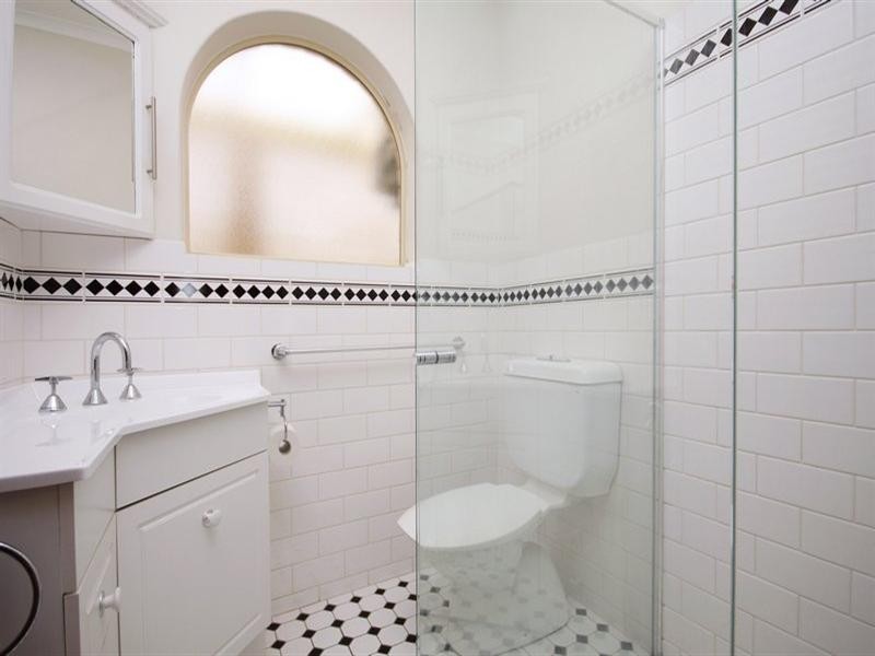 2 Huntingdale Avenue, West Lakes SA 5021