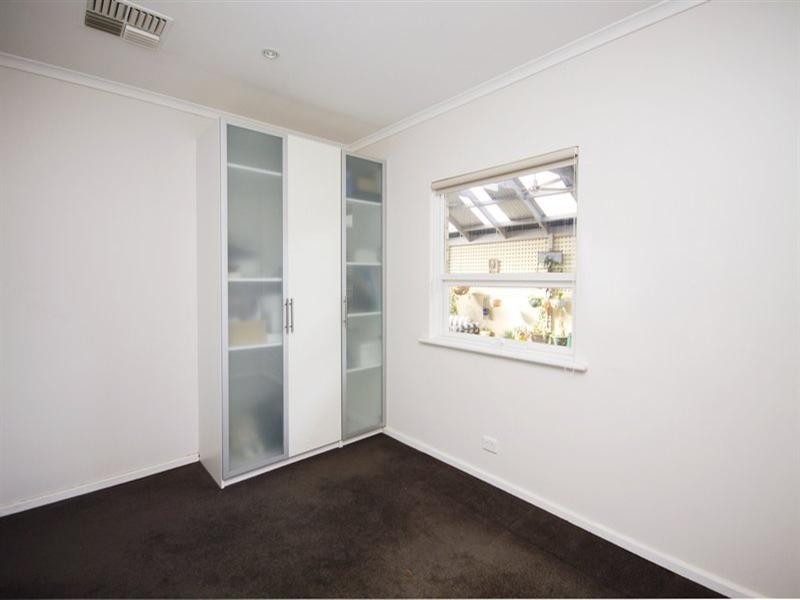 2 Huntingdale Avenue, West Lakes SA 5021