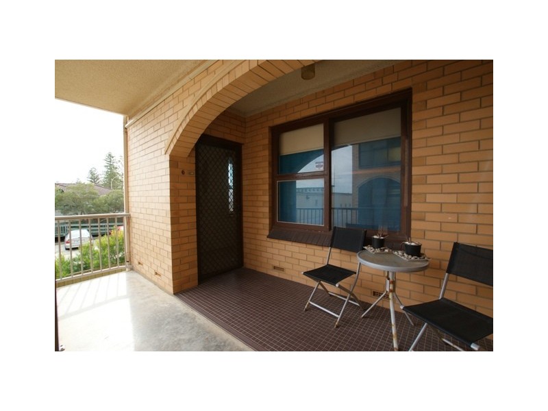 6/417 Seaview Road, Henley Beach SA 5022