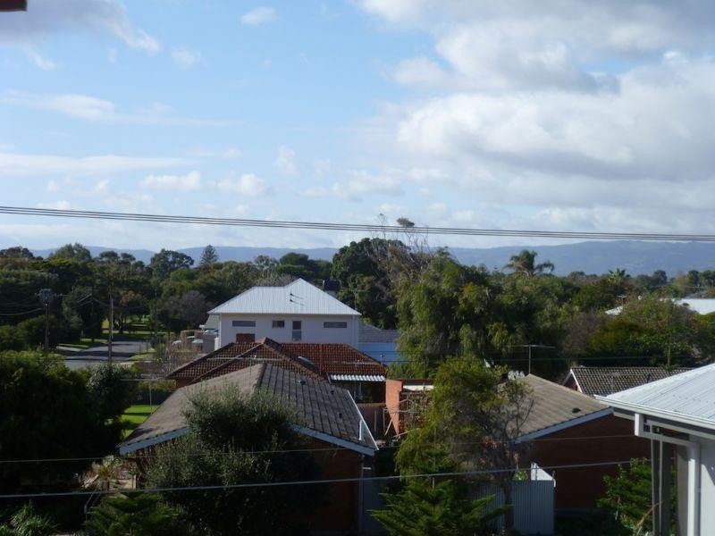 5/144 Seaview Road, Henley Beach South SA 5022