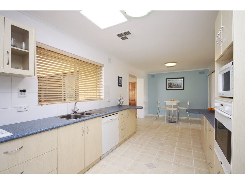 19 Lilac Avenue, Flinders Park SA 5025