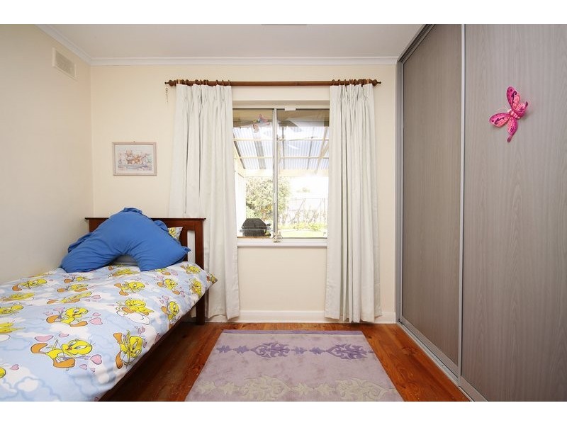 19 Lilac Avenue, Flinders Park SA 5025