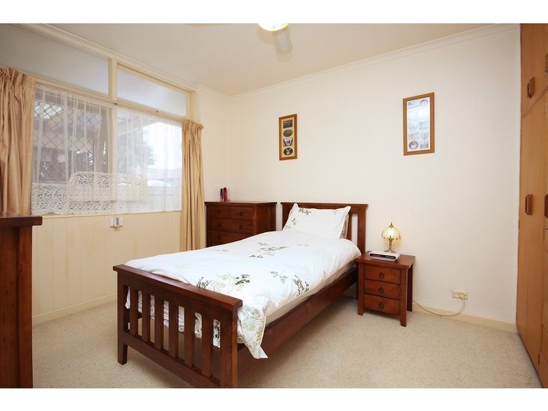 21 Crispian Street, Fulham SA 5024