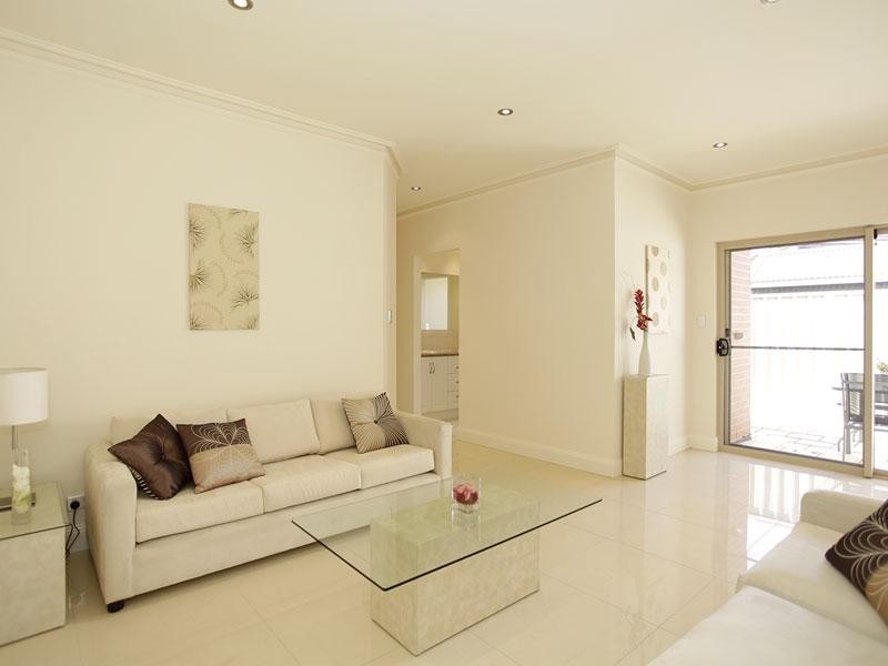 25 Hobart Road, Henley Beach South SA 5022