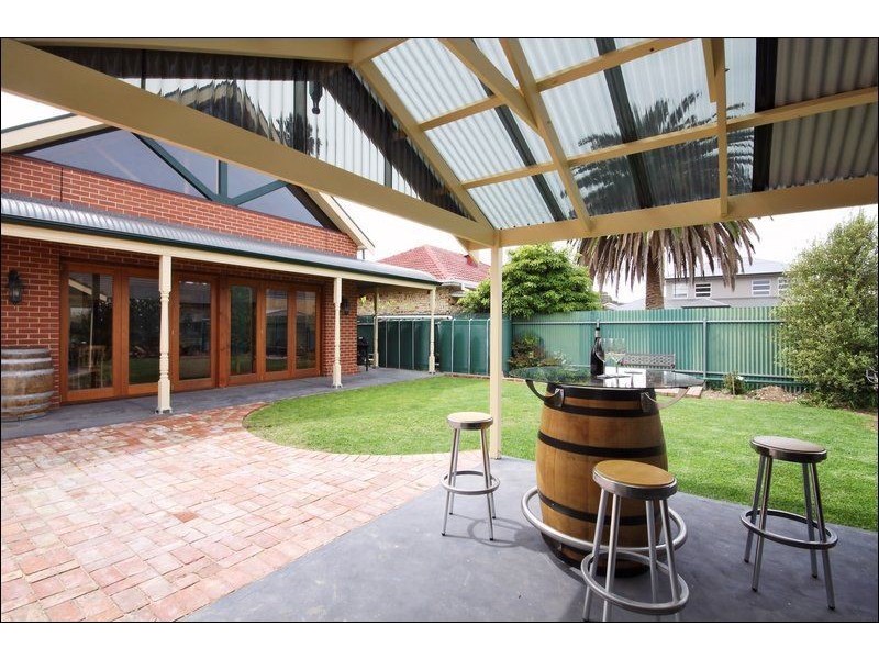 26 Macfarlane Street, Glenelg North SA 5045