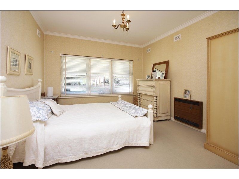 13 Anderson Street, Fulham Gardens SA 5024