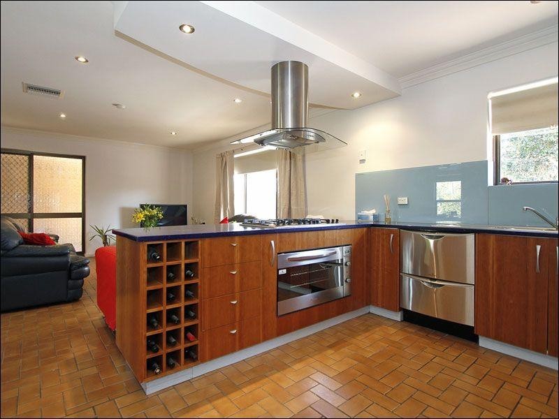 8 HMAS Australia Road, Henley Beach South SA 5022