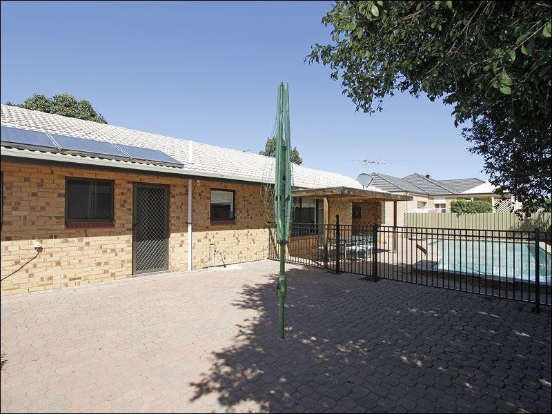 8 HMAS Australia Road, Henley Beach South SA 5022