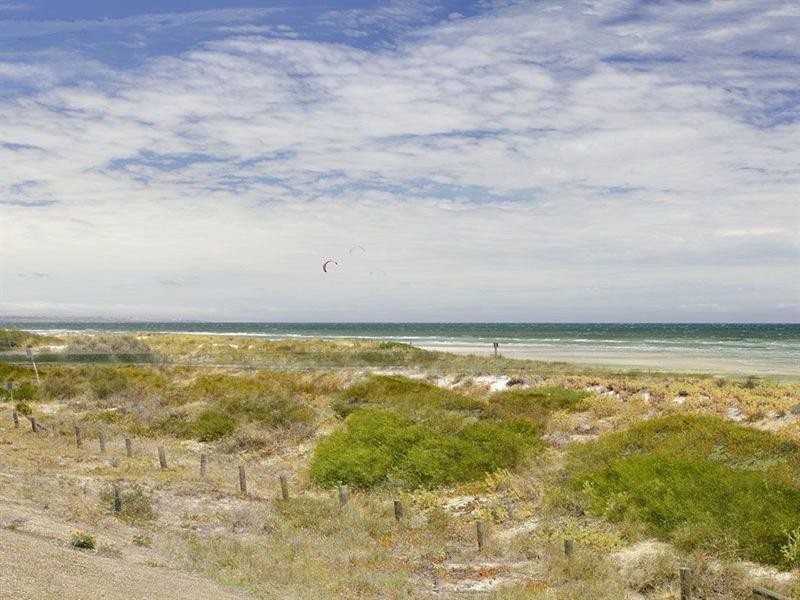 5/156 Seaview Road, Henley Beach South SA 5022