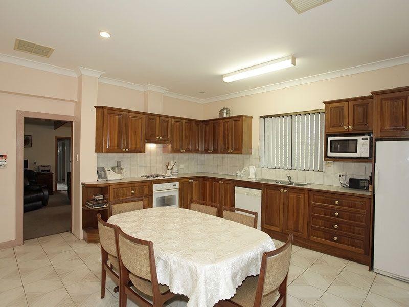 77 Henley Beach Road, Henley Beach South SA 5022