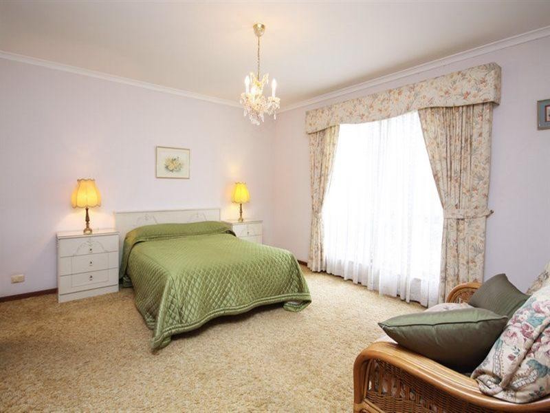 28 Cambridge Avenue, West Beach SA 5024