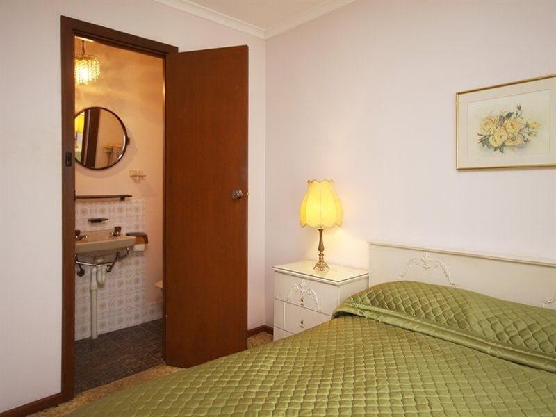 28 Cambridge Avenue, West Beach SA 5024