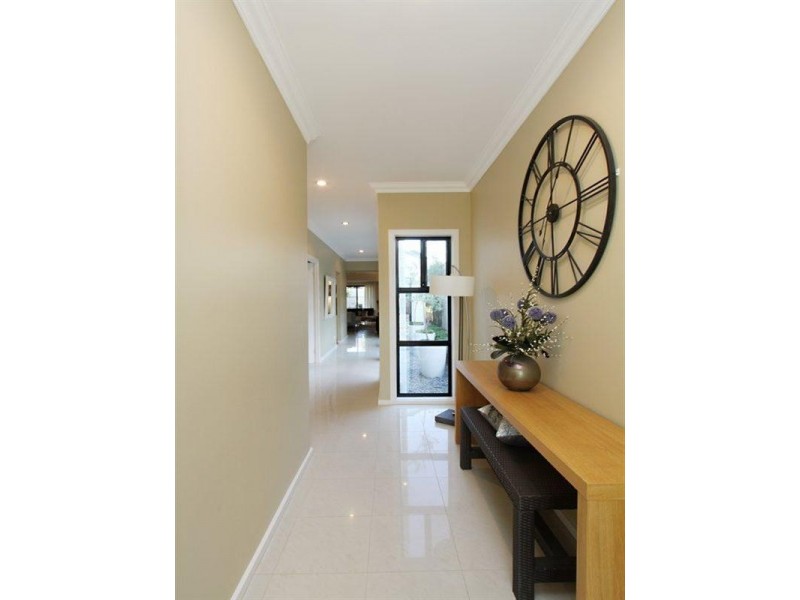 10A Graydale Street, West Beach SA 5024