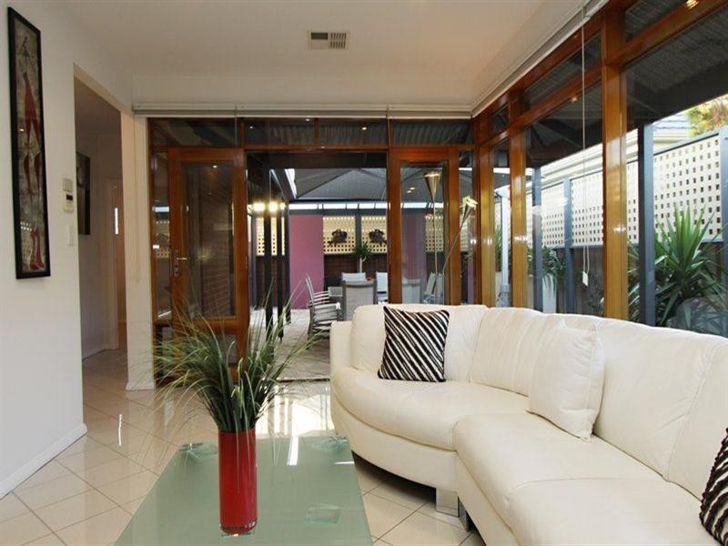 8 Annes Court, West Beach SA 5024