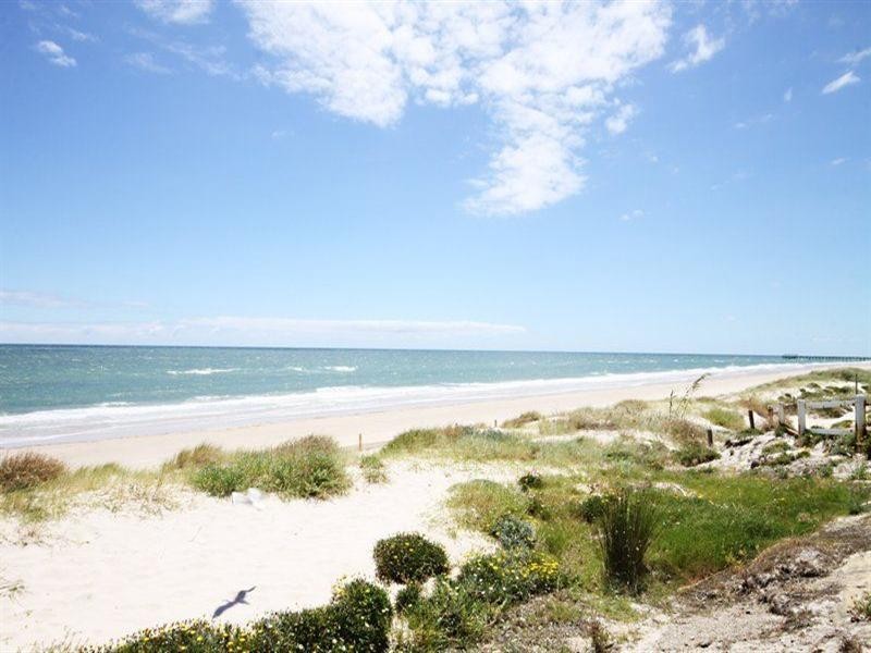 4/116 Military Road, Henley Beach South SA 5022