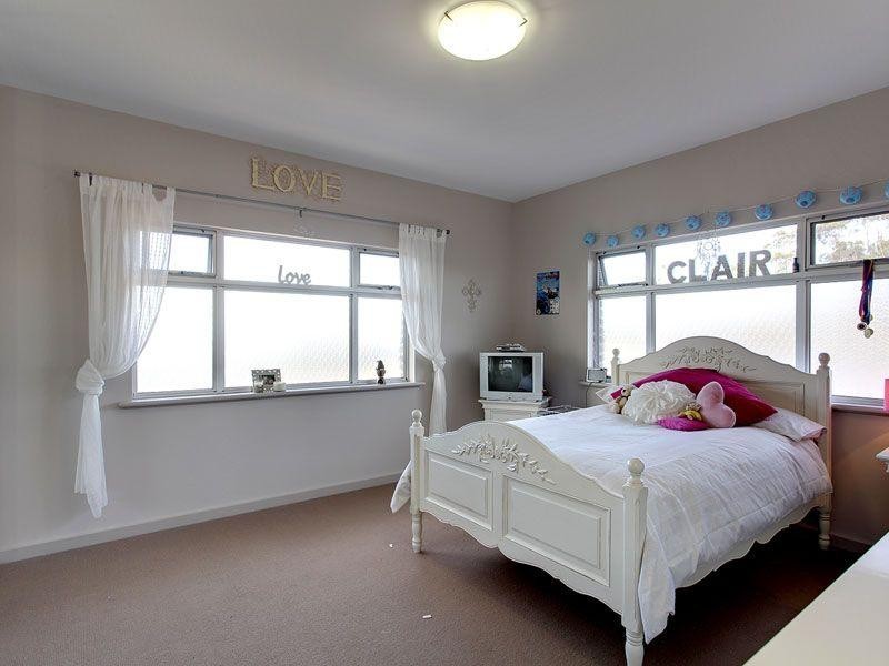 3 Hughes Avenue, Henley Beach SA 5022