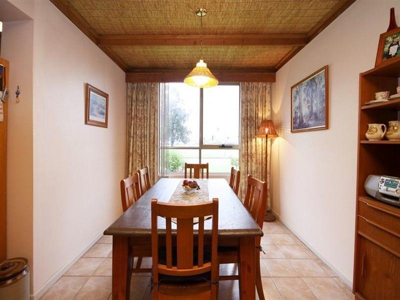 13 Fawnbrake Crescent, West Beach SA 5024