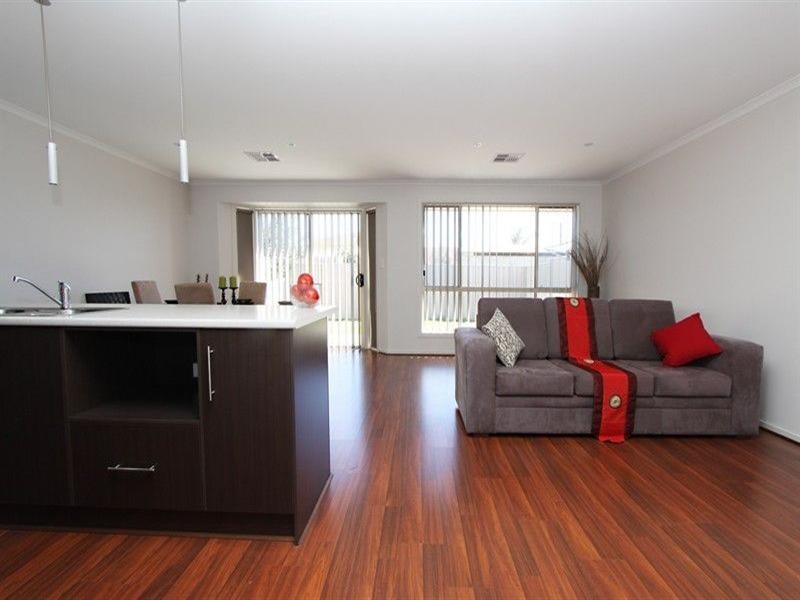 8 Victoria Parade, Semaphore Park SA 5019