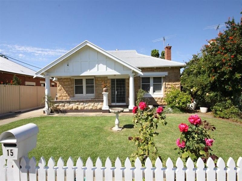 15 Fairweather Avenue, Woodville South SA 5011