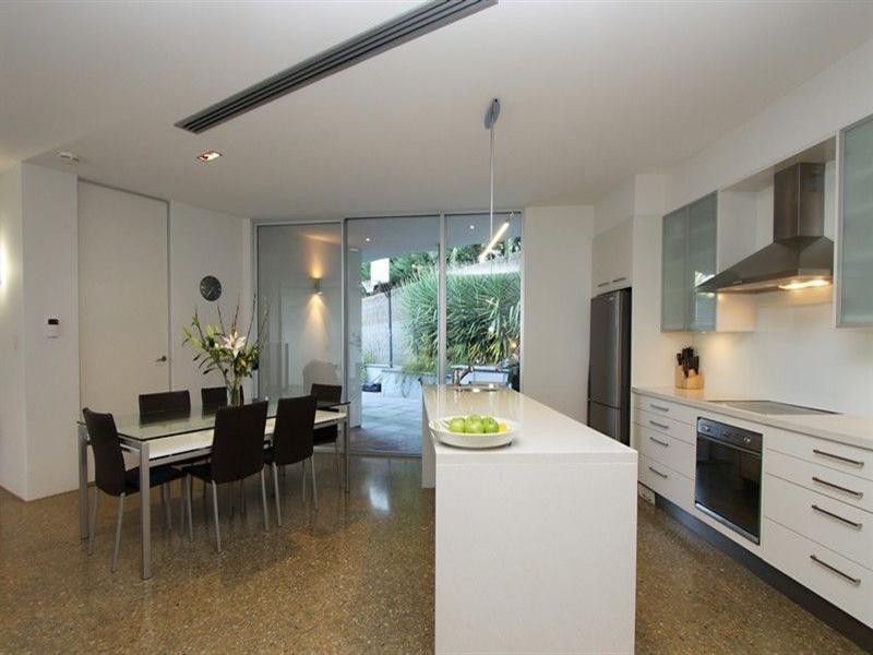 11 Mawson Close, Tennyson SA 5022