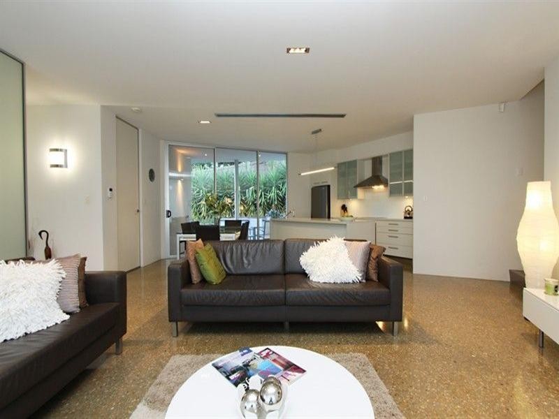 11 Mawson Close, Tennyson SA 5022