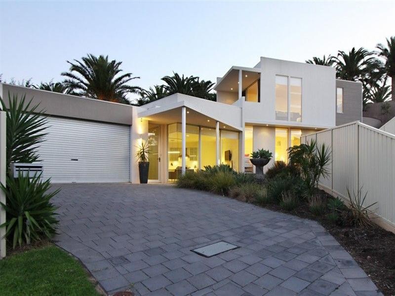 11 Mawson Close, Tennyson SA 5022