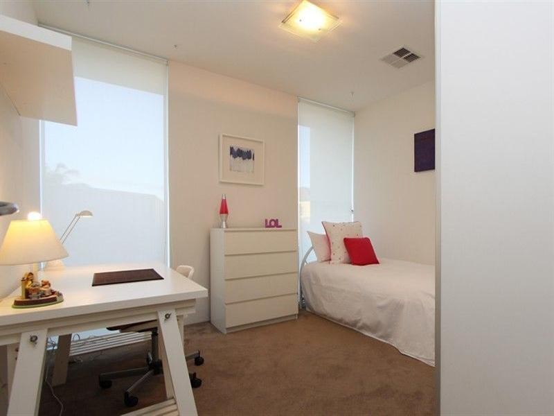 11 Mawson Close, Tennyson SA 5022