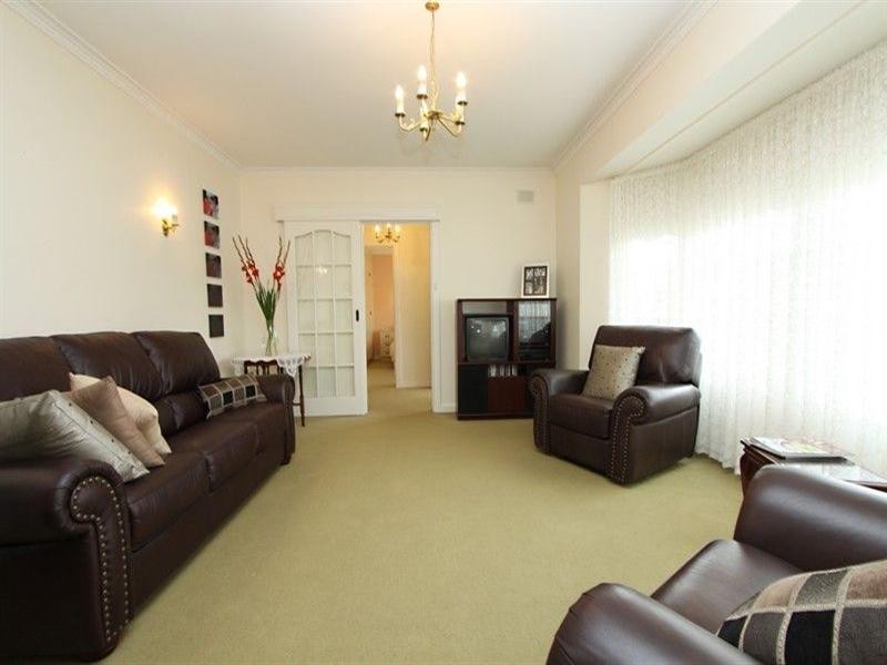 1 Tandanya Avenue, Grange SA 5022