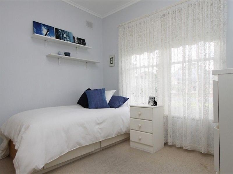 1 Tandanya Avenue, Grange SA 5022