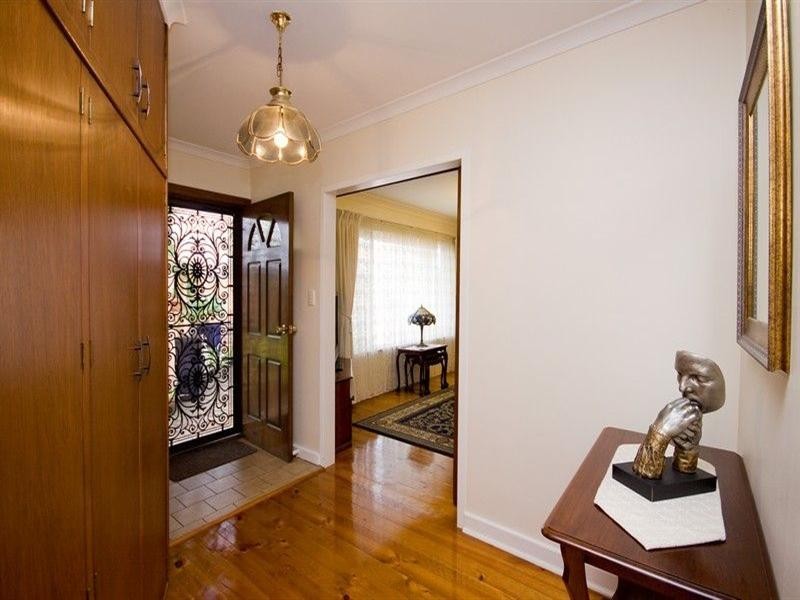 2 Lambros Avenue, Seaton SA 5023