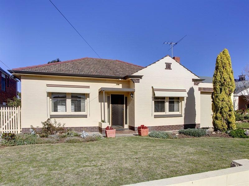 13 Reedie Street, Henley Beach SA 5022