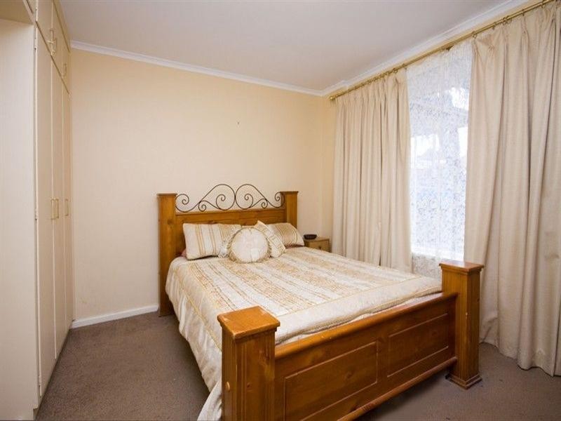 10 Tolley Road, Hope Valley SA 5090