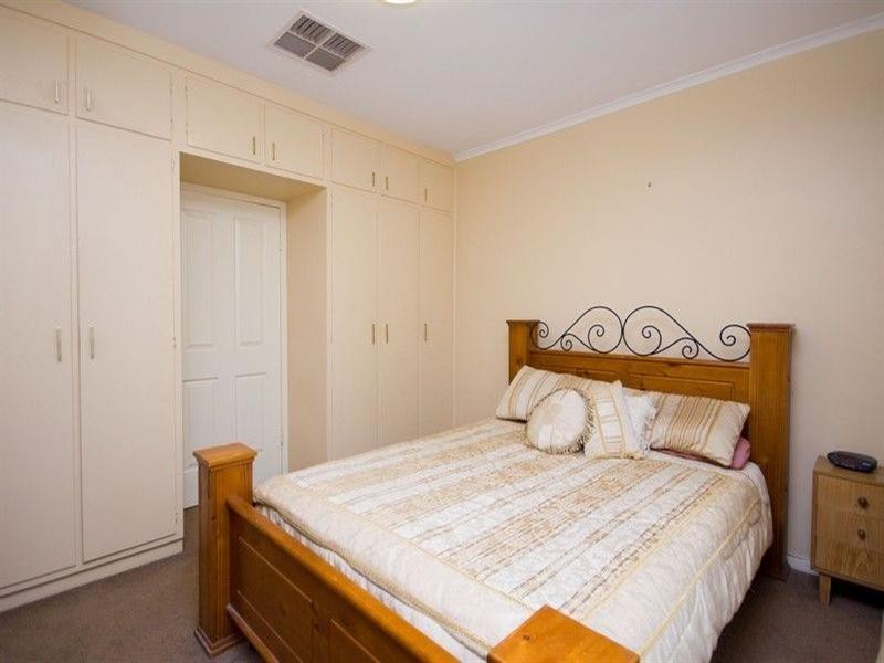 10 Tolley Road, Hope Valley SA 5090