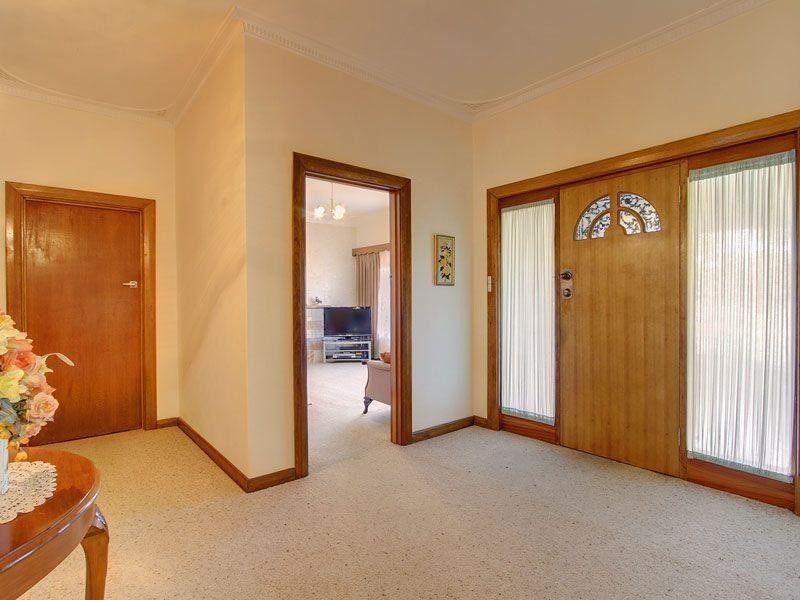6 Weetunga Street, Fulham SA 5024