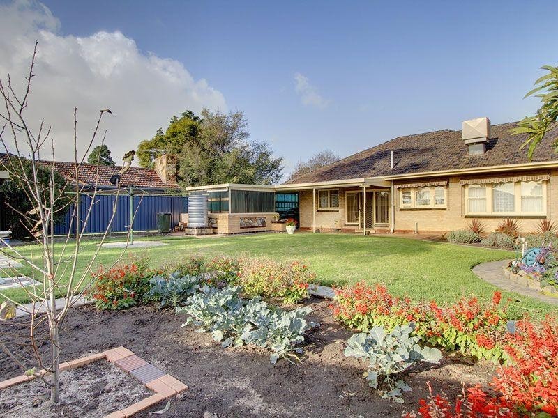 6 Weetunga Street, Fulham SA 5024